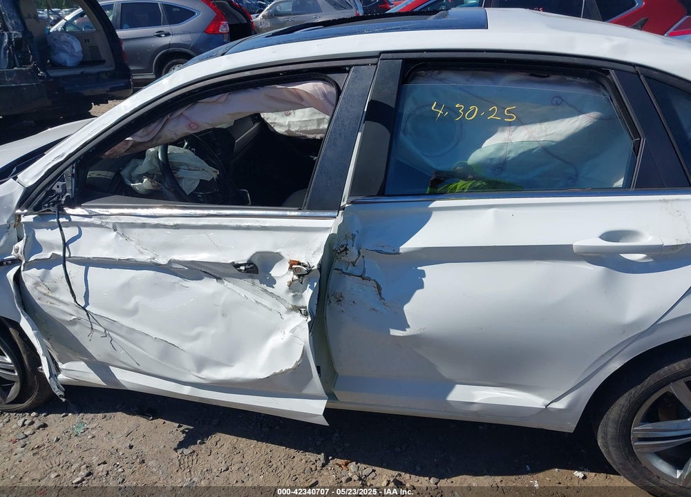 2019 VOLKSWAGEN JETTA VIN: 3VWCB7BU4KM170634