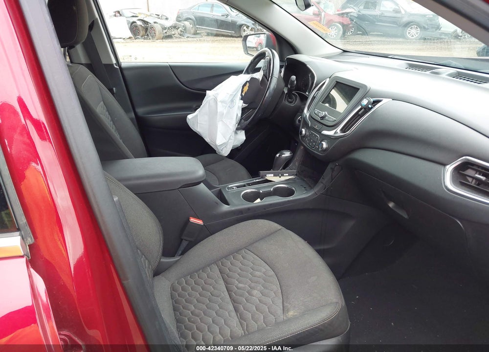 2019 CHEVROLET EQUINOX VIN: 3GNAXKEV0KS587917