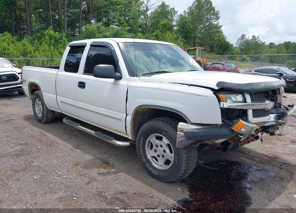 2003 CHEVROLET SILVERADO 1500 LS VIN: 1GCEK19T53E323115