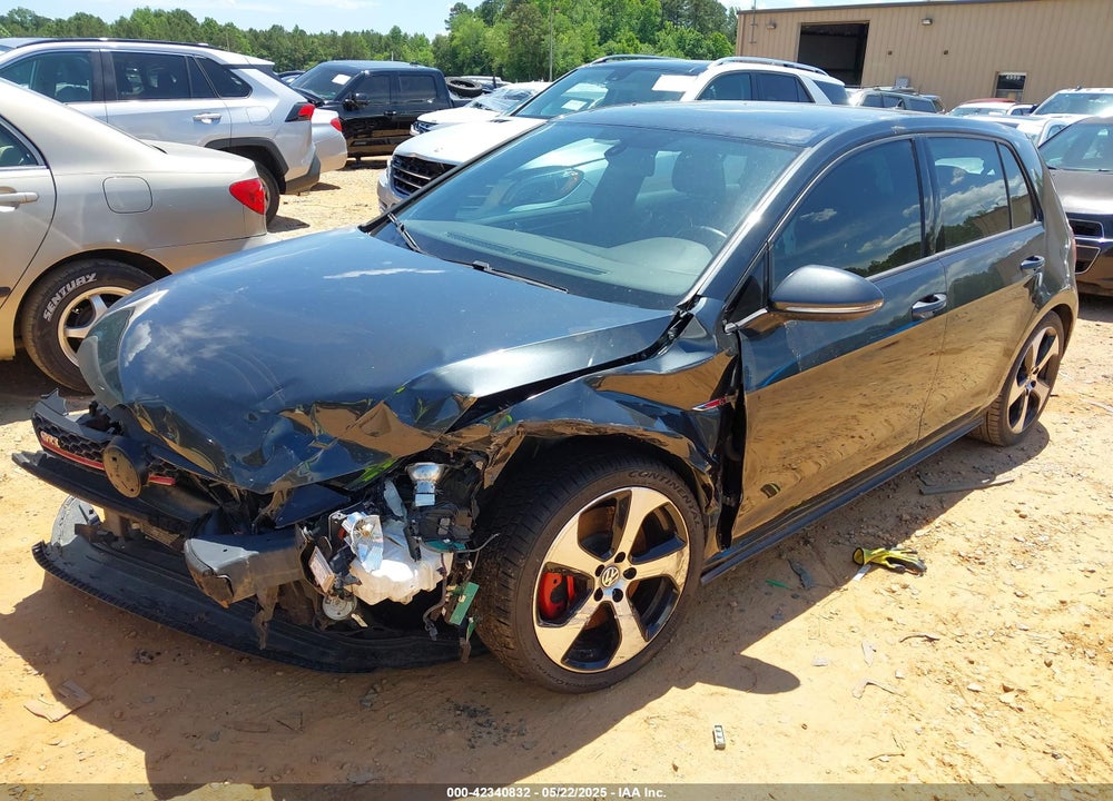 2016 VOLKSWAGEN GOLF VIN: 3VW547AU6GM064083