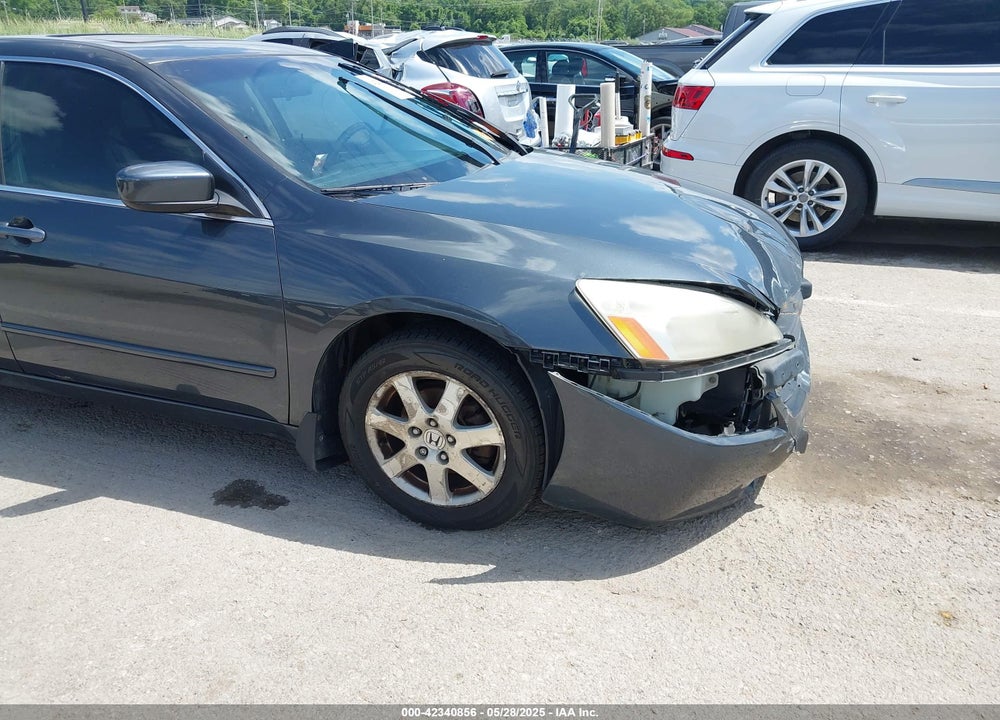 2005 HONDA ACCORD 3.0 EX VIN: 1HGCM66525A017070