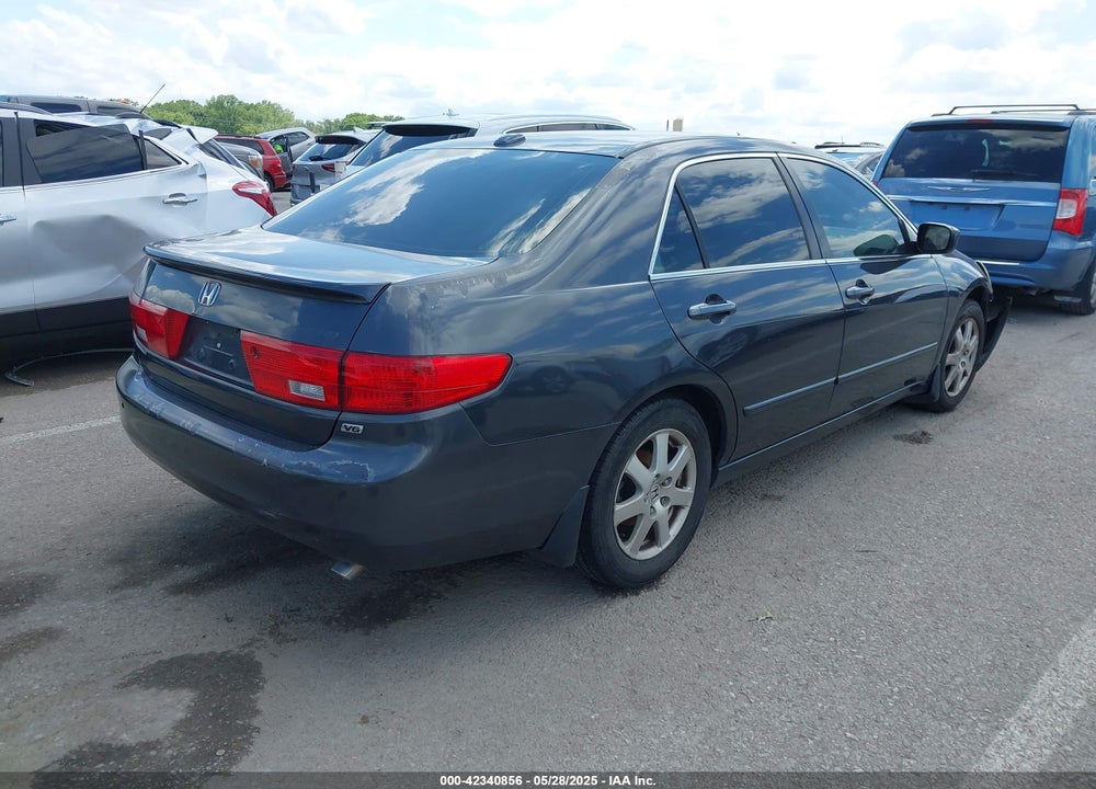 2005 HONDA ACCORD 3.0 EX VIN: 1HGCM66525A017070