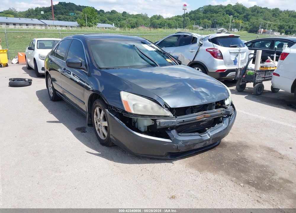 2005 HONDA ACCORD 3.0 EX VIN: 1HGCM66525A017070