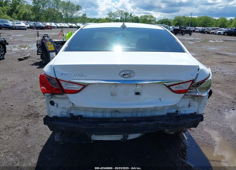2014 HYUNDAI SONATA VIN: 5NPEB4AC9EH858965