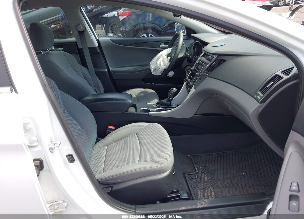 2014 HYUNDAI SONATA VIN: 5NPEB4AC9EH858965