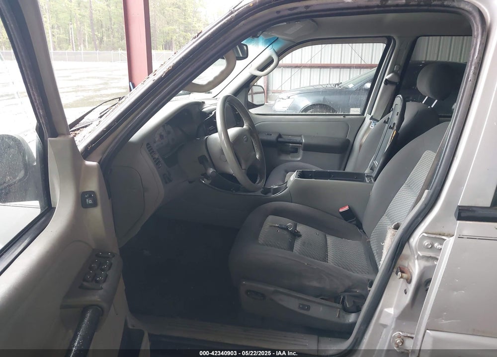 2003 FORD EXPLORER SPORT TRAC XLS/XLT VIN: 1FMZU77E63UA09493