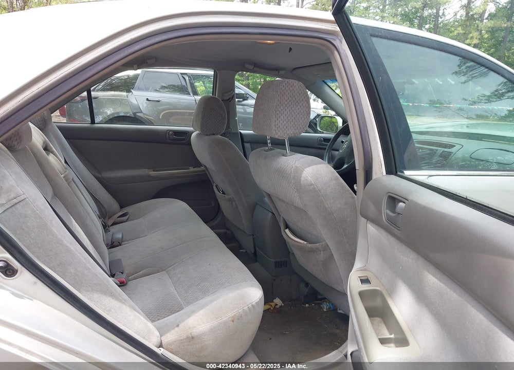 2004 TOYOTA CAMRY LE/SE/STD/XLE VIN: 4T1BE32K24U811061