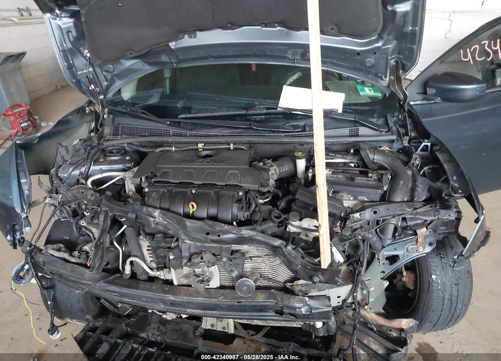 2017 NISSAN SENTRA VIN: 3N1AB7AP1HY366069