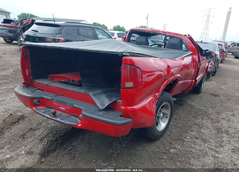 2000 CHEVROLET S-10 LS VIN: 1GCCS14WXYK152055