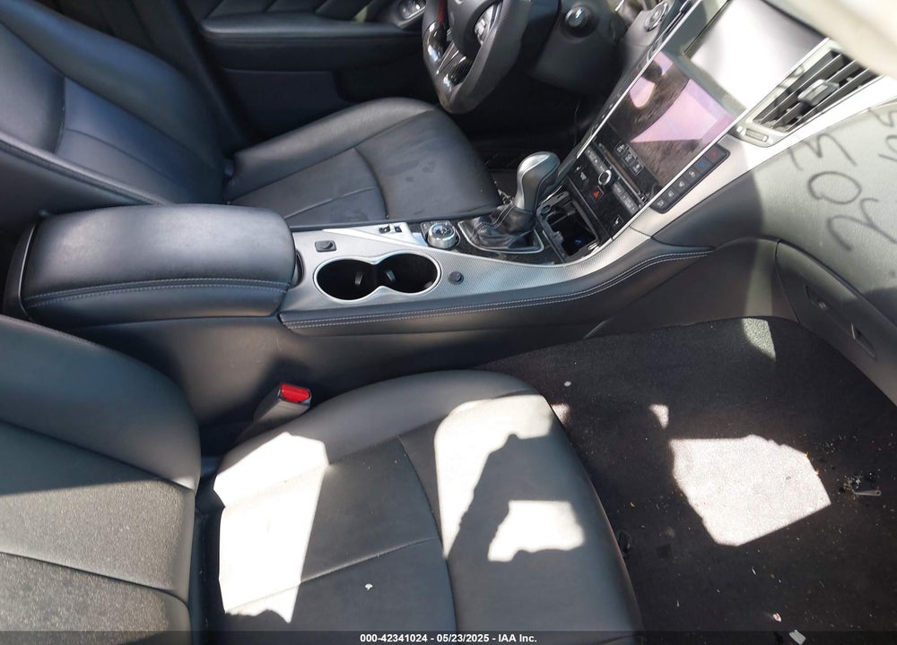 2017 INFINITI Q50 VIN: JN1EV7AP1HM735587