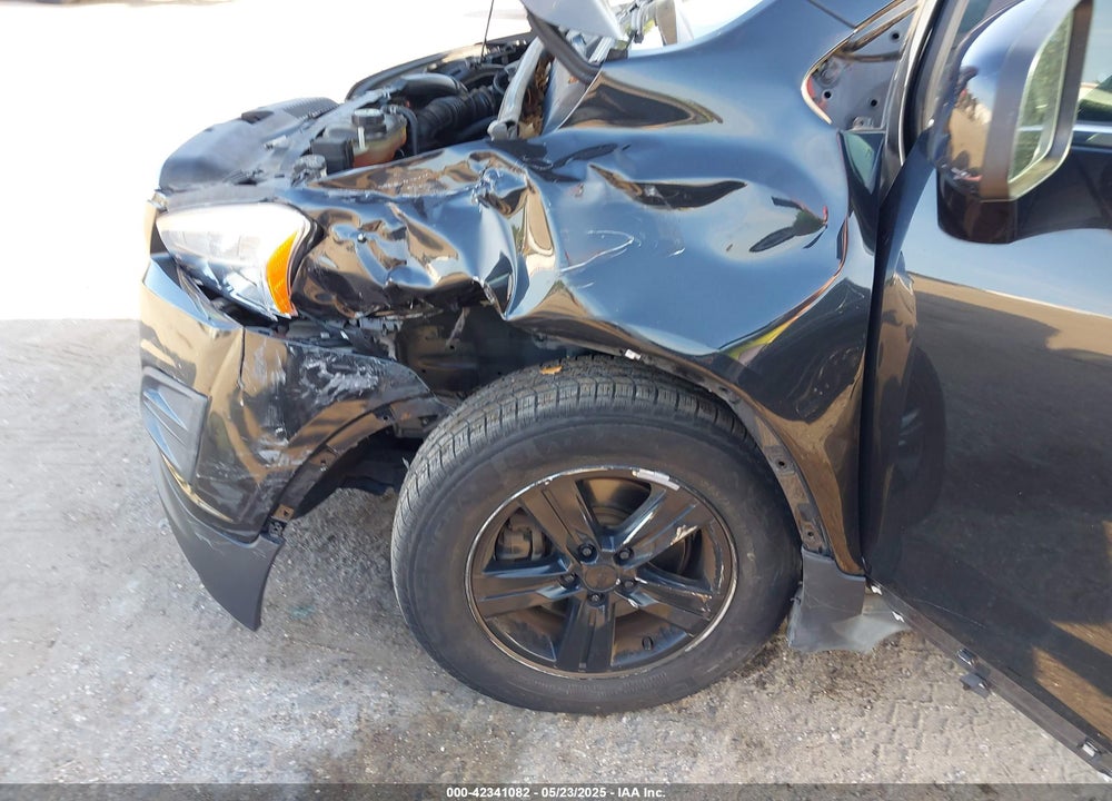 2015 CHEVROLET TRAX VIN: KL7CJLSB3FB069656