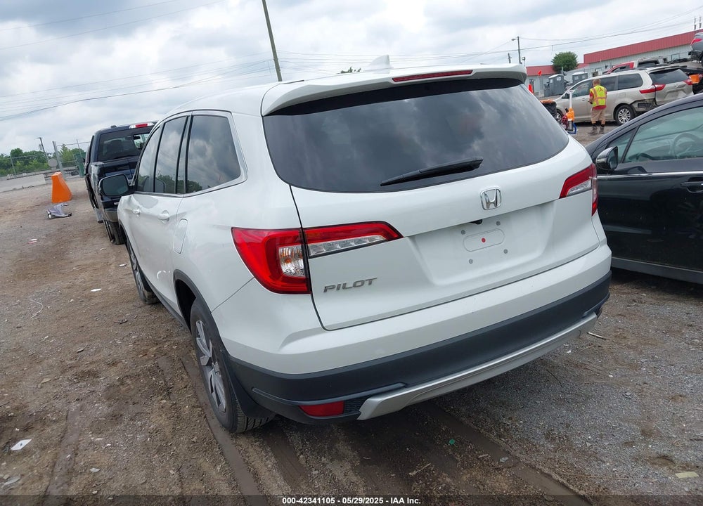 2022 HONDA PILOT 2WD EX-L VIN: 5FNYF5H52NB003232