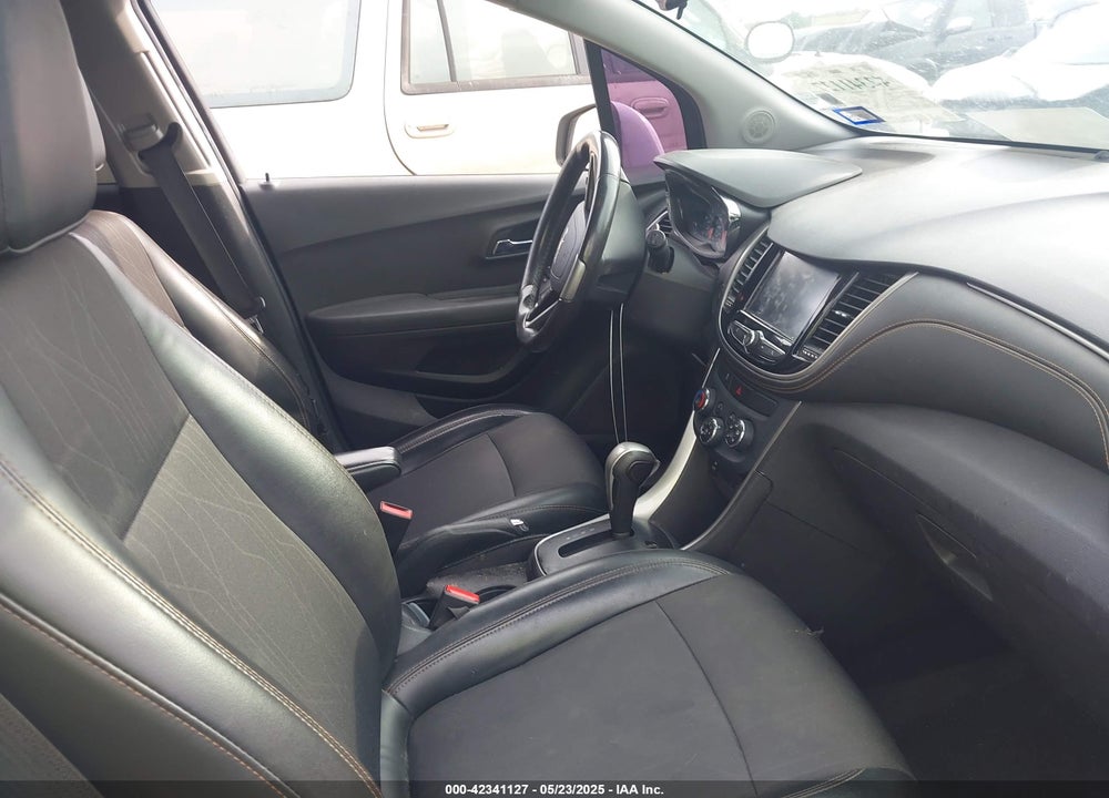 2017 CHEVROLET TRAX VIN: 3GNCJLSB0HL158760