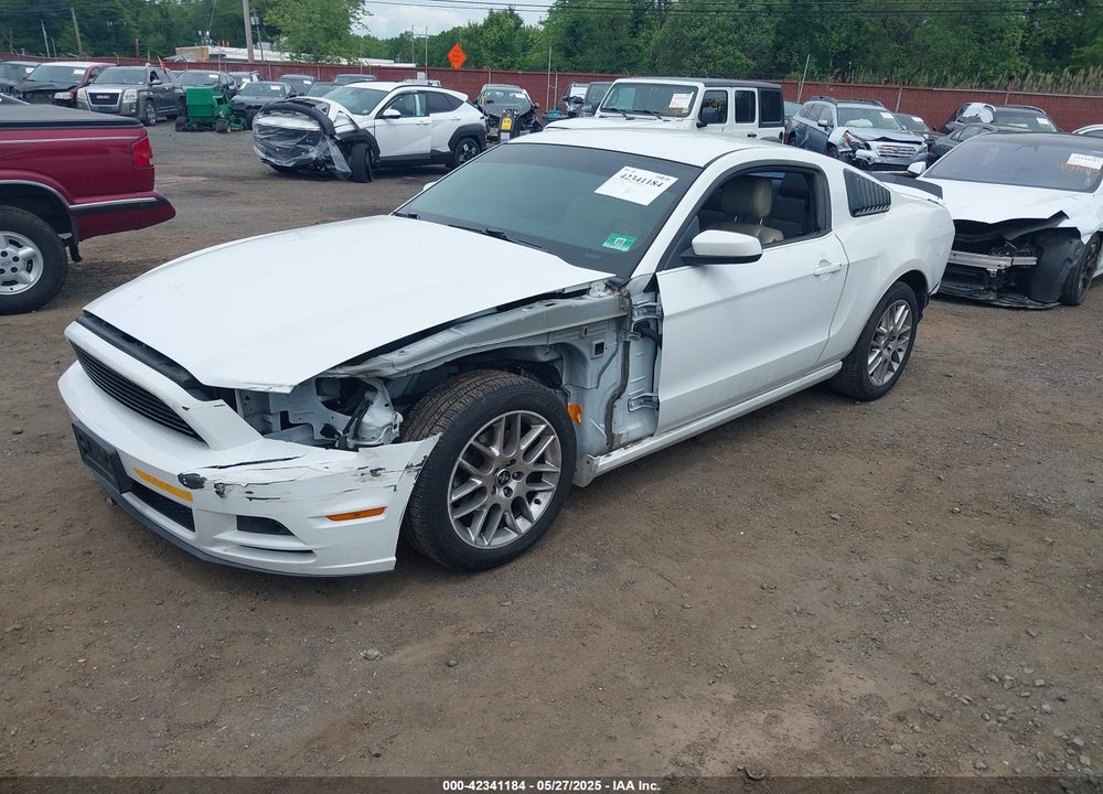 2014 FORD MUSTANG V6 PREMIUM VIN: 1ZVBP8AM6E5290062