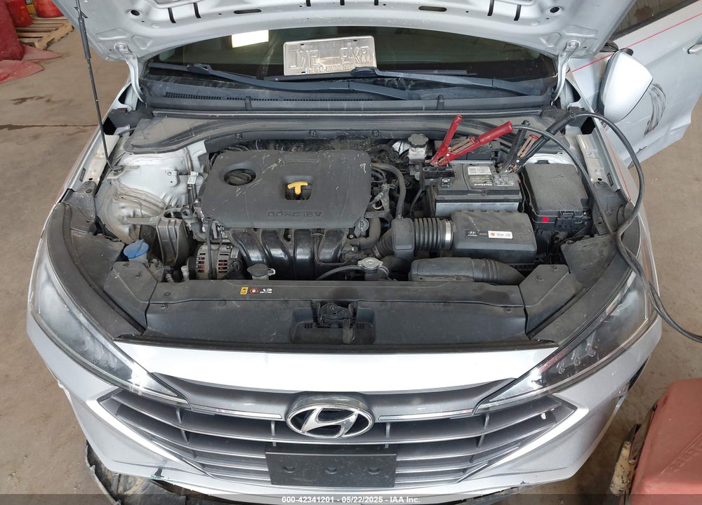 2019 HYUNDAI ELANTRA VIN: 5NPD74LF1KH473223