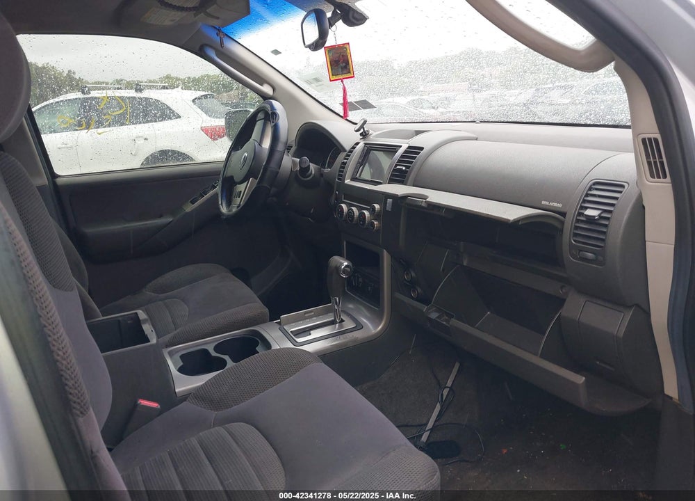 2005 NISSAN PATHFINDER VIN: 5N1AR18W65C768169