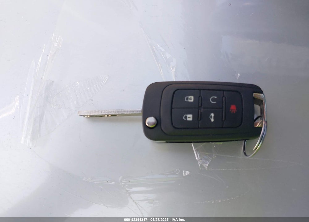2012 CHEVROLET EQUINOX VIN: 2GNFLDE57C6307584