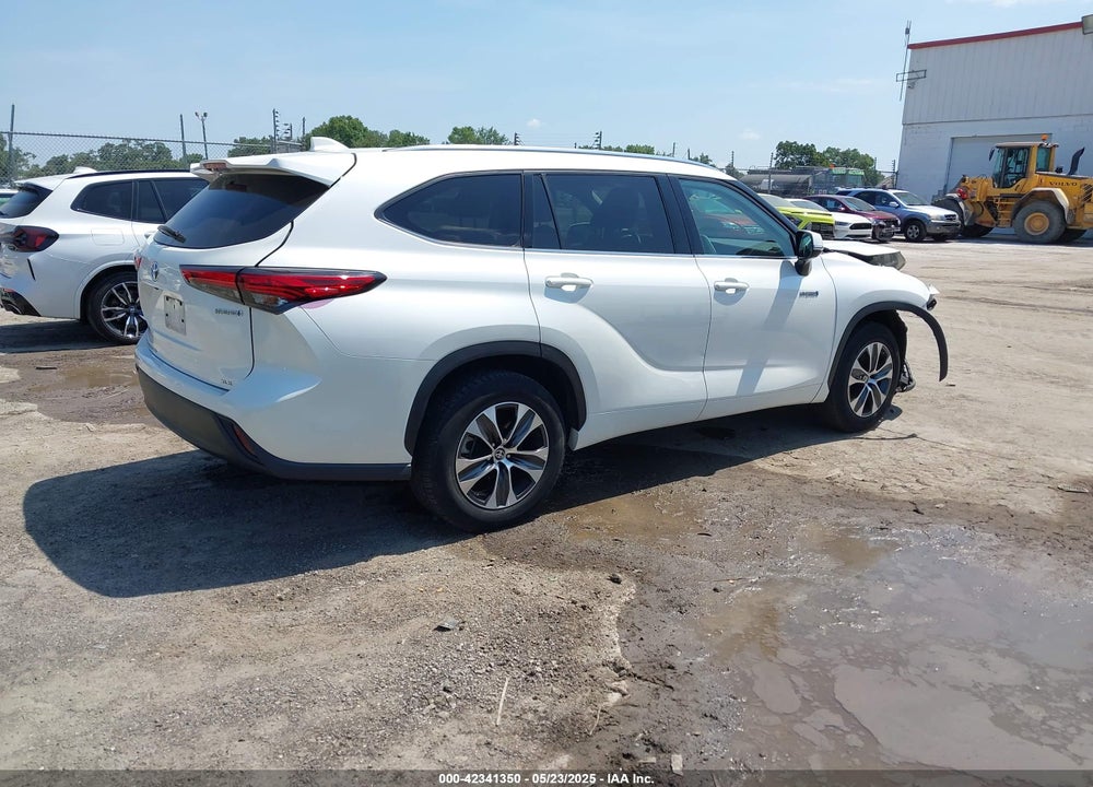 2021 TOYOTA HIGHLANDER HYBRID XLE VIN: 5TDGARAHXMS503736