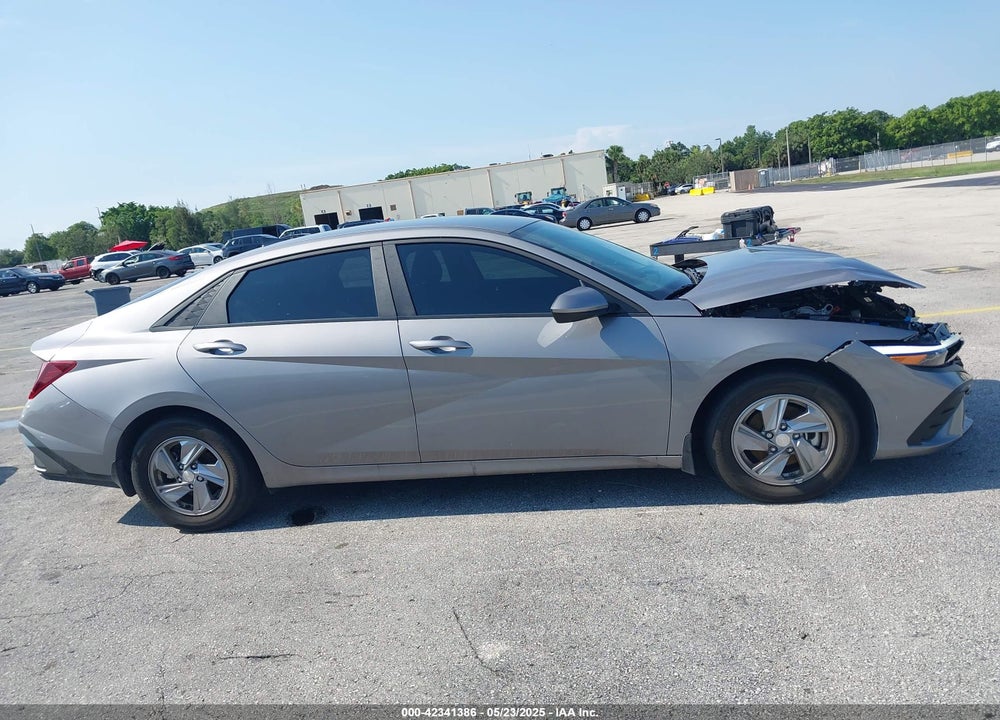 2024 HYUNDAI ELANTRA SE VIN: KMHLL4DG6RU801777