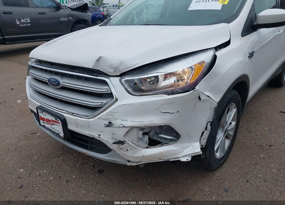 2018 FORD ESCAPE VIN: 1FMCU9GD3JUB83639