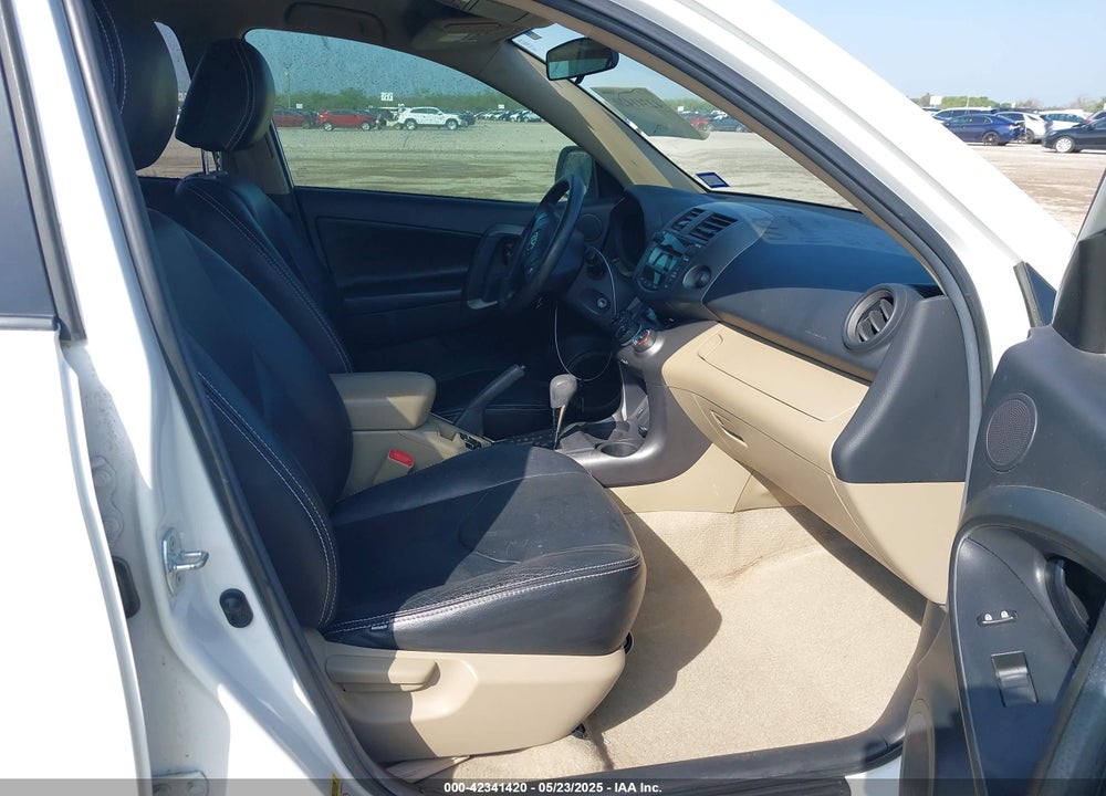2011 TOYOTA RAV4 VIN: 2T3ZF4DV4BW104055