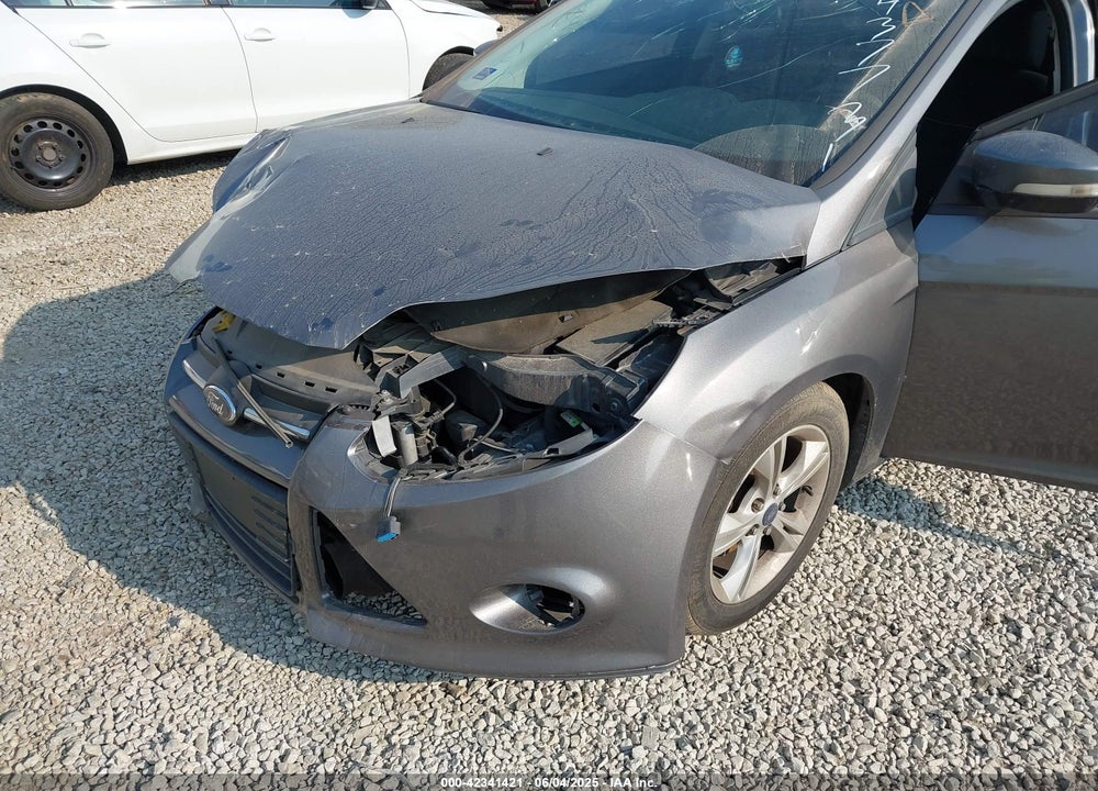2014 FORD FOCUS VIN: 1FADP3F24EL437731
