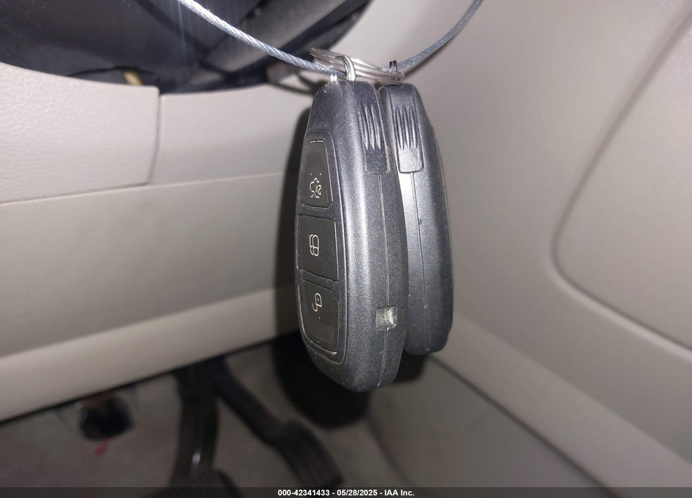 2016 FORD C-MAX VIN: 1FADP5BUXGL106531