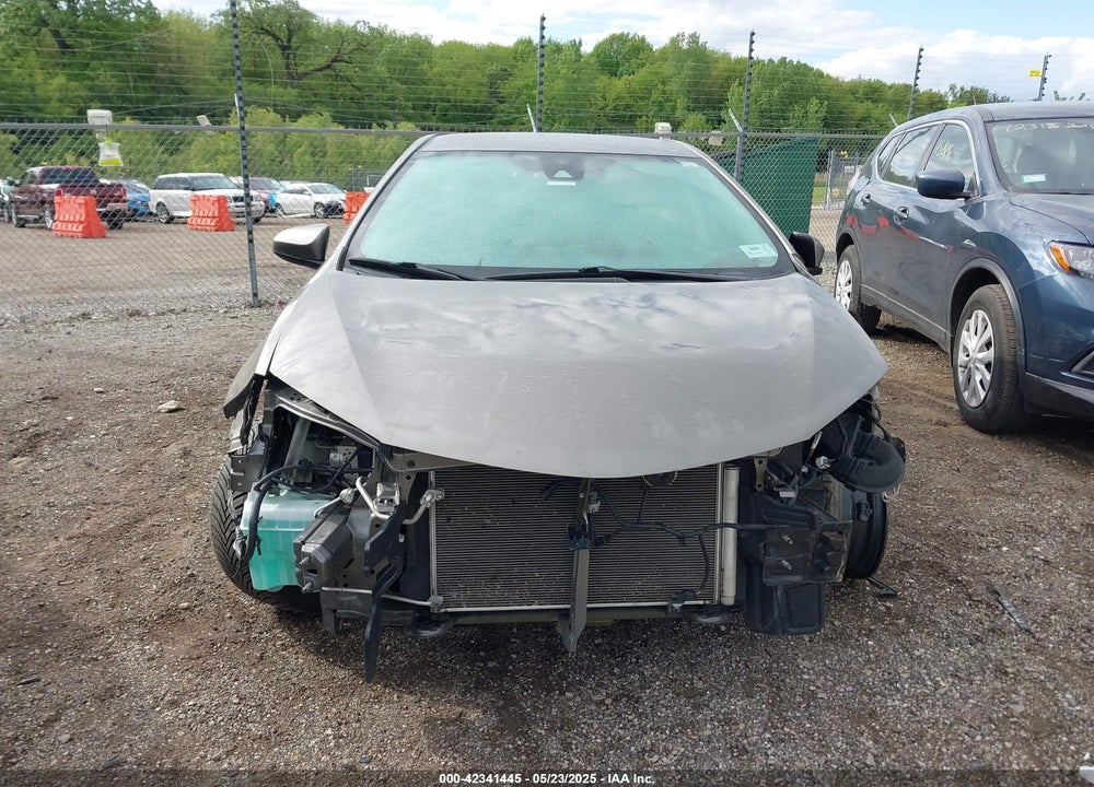 2019 TOYOTA COROLLA LE VIN: 2T1BURHE0KC189520