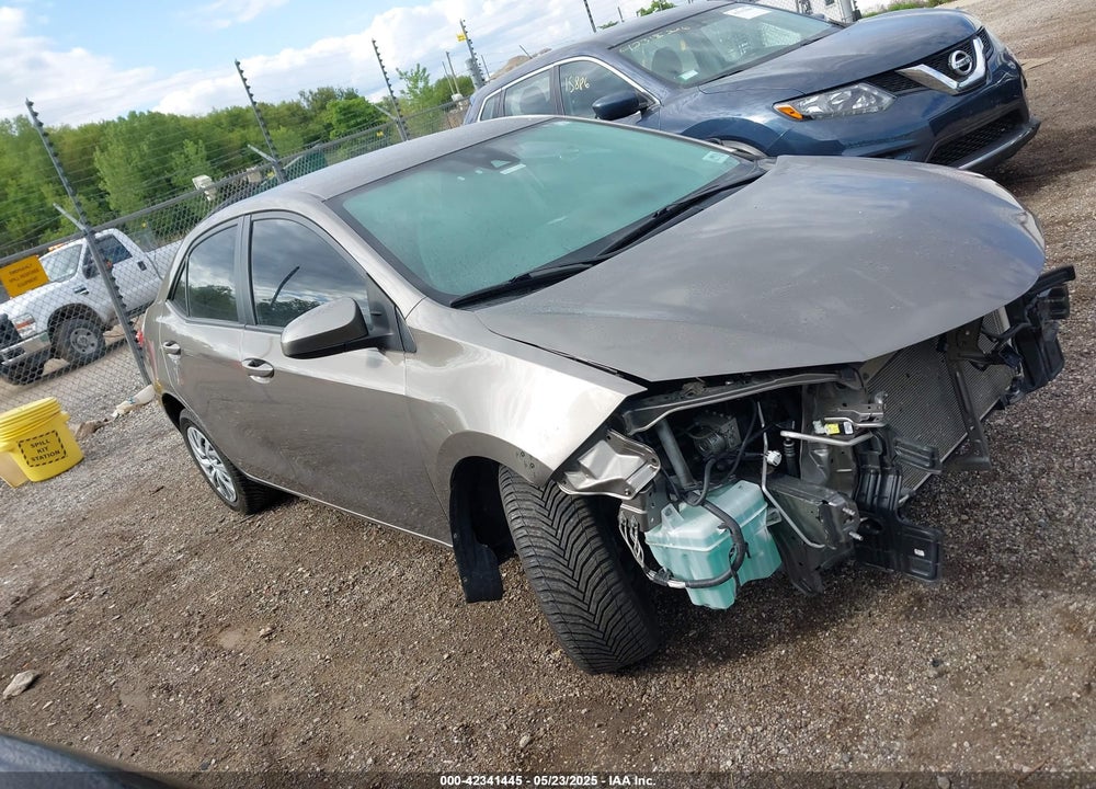 2019 TOYOTA COROLLA LE VIN: 2T1BURHE0KC189520