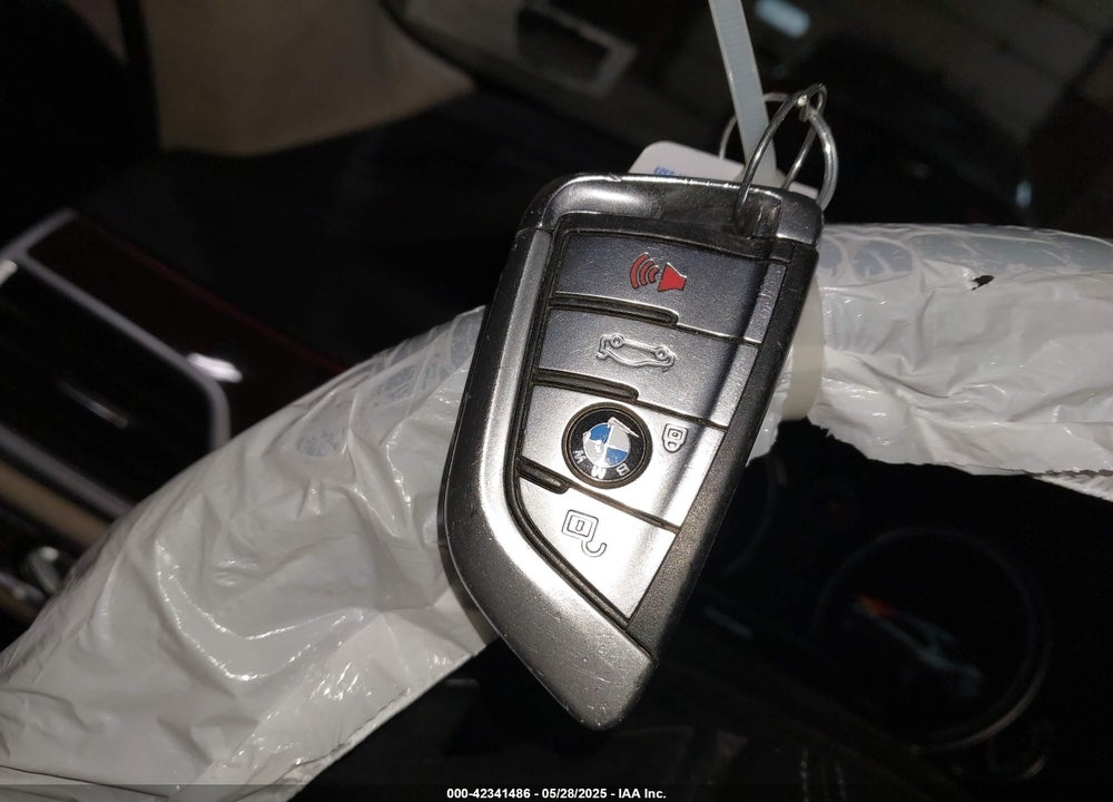2017 BMW ALPINA B7 VIN: WBA7F2C51HG422682