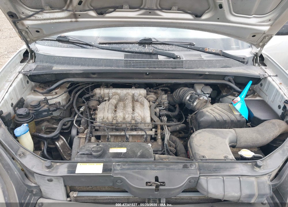 2005 HYUNDAI TUCSON GLS/LX VIN: KM8JN12D85U190296