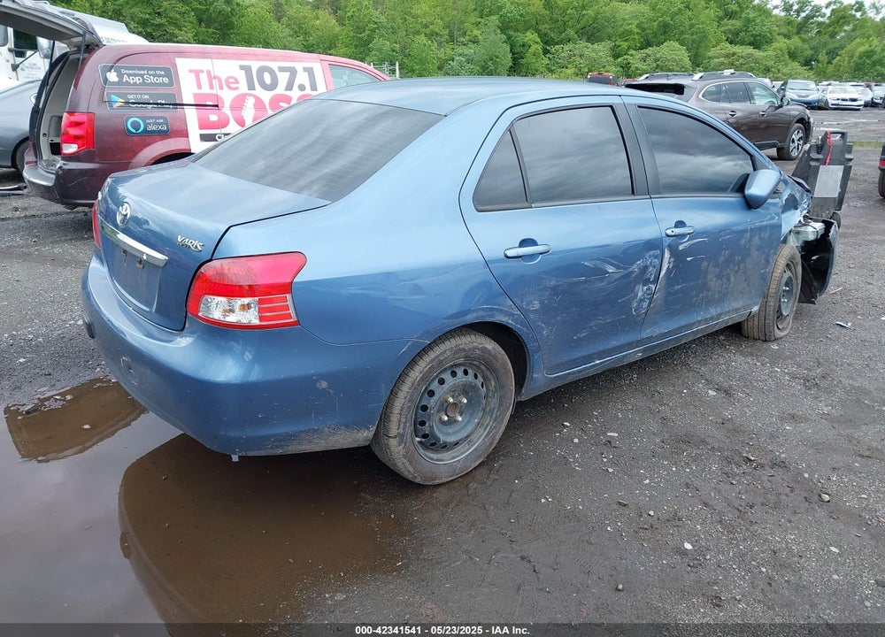 2009 TOYOTA YARIS VIN: JTDBT903791334077