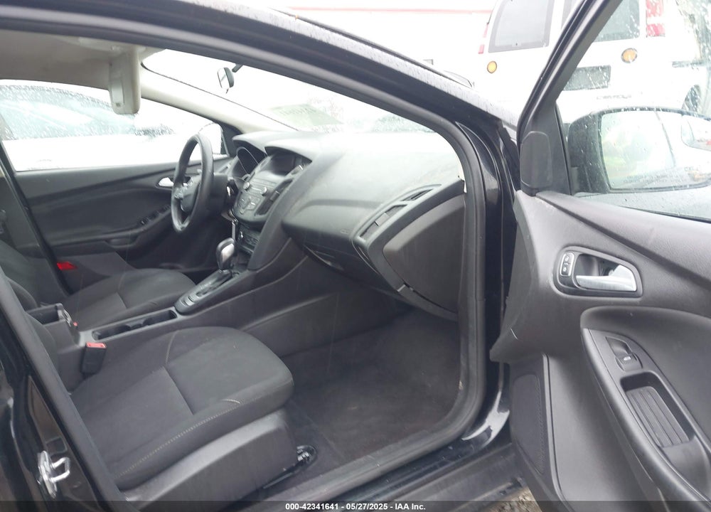 2018 FORD FOCUS VIN: 1FADP3F2XJL206441