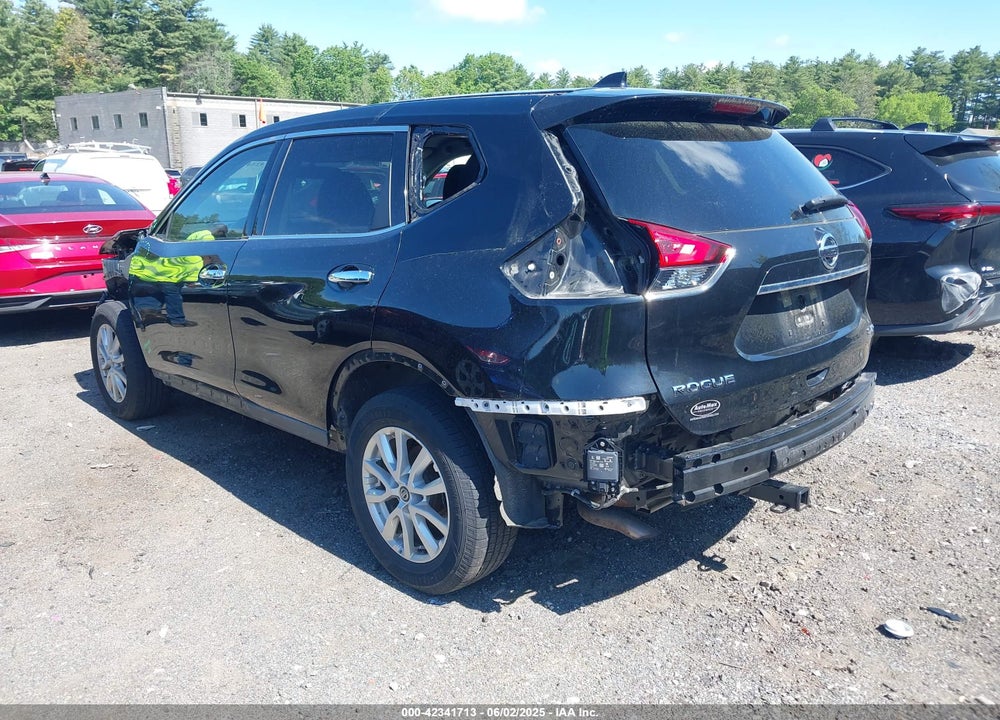 2018 NISSAN ROGUE VIN: KNMAT2MV9JP593492