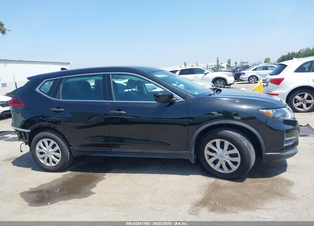 2019 NISSAN ROGUE S VIN: 5N1AT2MT4KC839870
