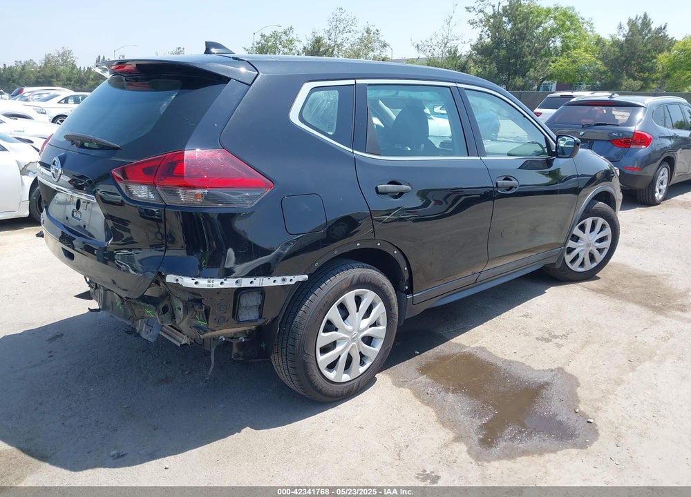 2019 NISSAN ROGUE S VIN: 5N1AT2MT4KC839870