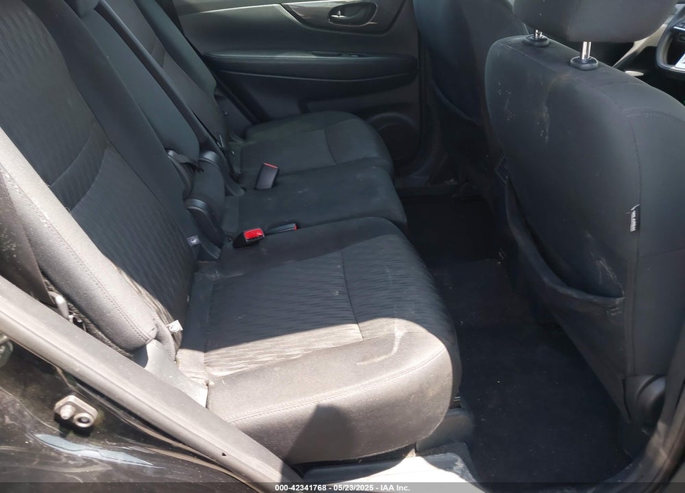 2019 NISSAN ROGUE S VIN: 5N1AT2MT4KC839870