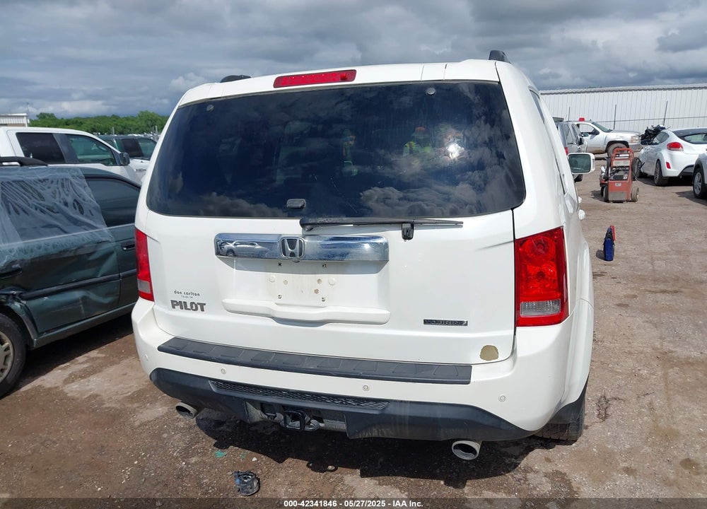 2014 HONDA PILOT VIN: 5FNYF3H98EB025968