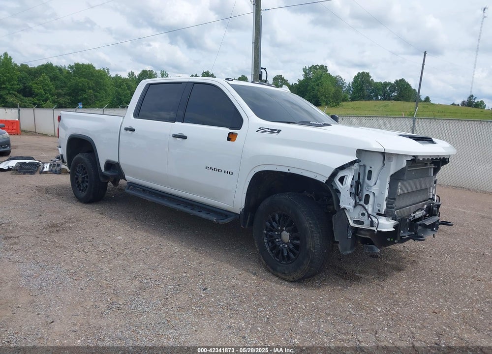 2024 CHEVROLET SILVERADO 2500HD 4WD STANDARD BED LTZ VIN: 2GC4YPEY2R1202096