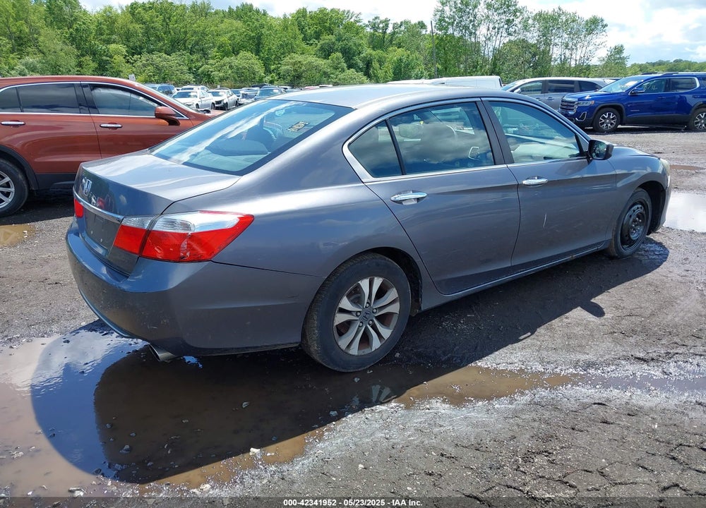2013 HONDA ACCORD VIN: 1HGCR2F30DA112332
