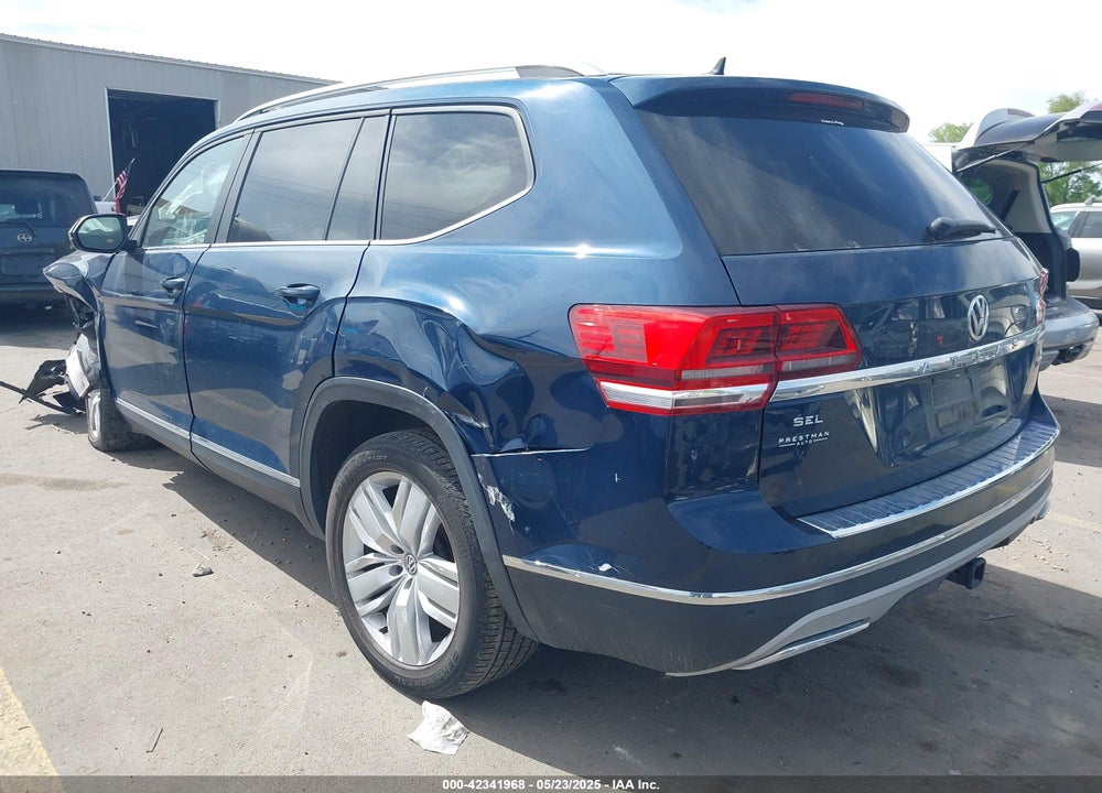 2019 VOLKSWAGEN ATLAS VIN: 1V2MR2CA6KC612422