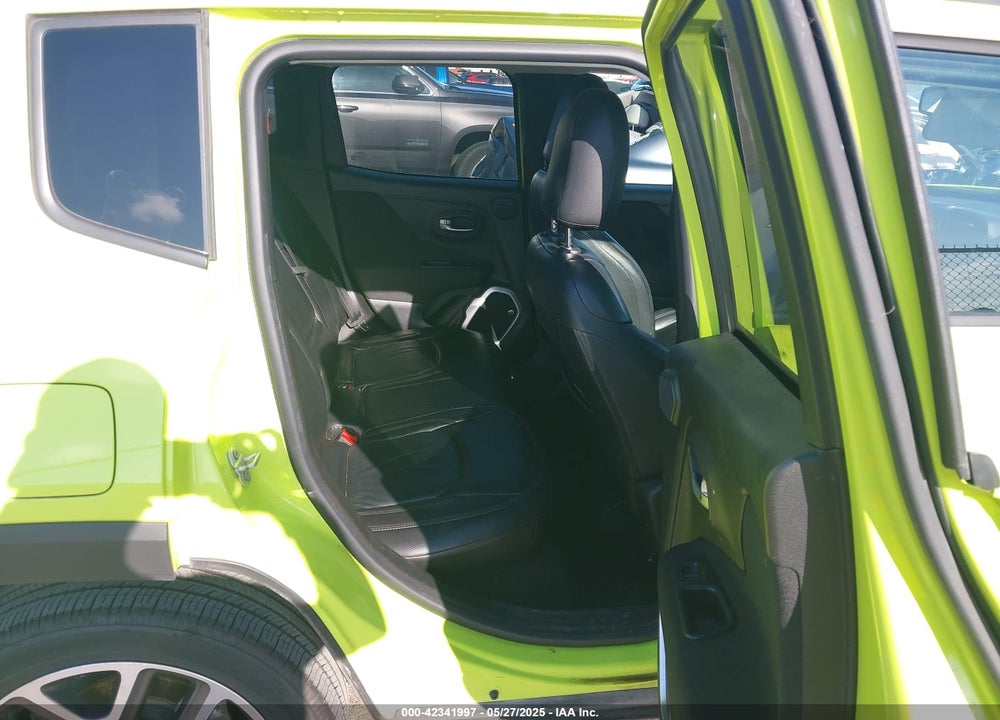 2018 JEEP RENEGADE LATITUDE FWD VIN: ZACCJABB6JPJ10039
