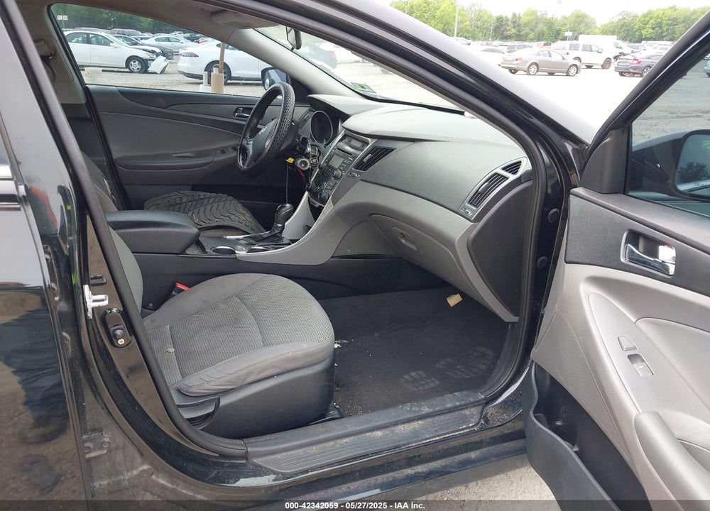 2011 HYUNDAI SONATA GLS VIN: 5NPEB4ACXBH270682