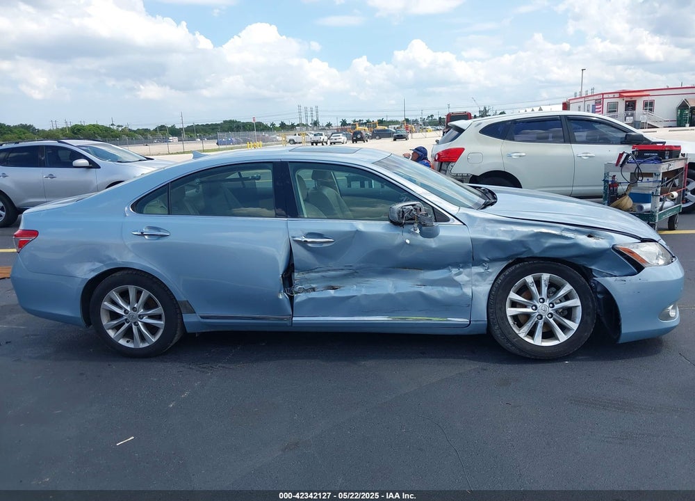 2011 LEXUS ES 350 VIN: JTHBK1EG1B2437879