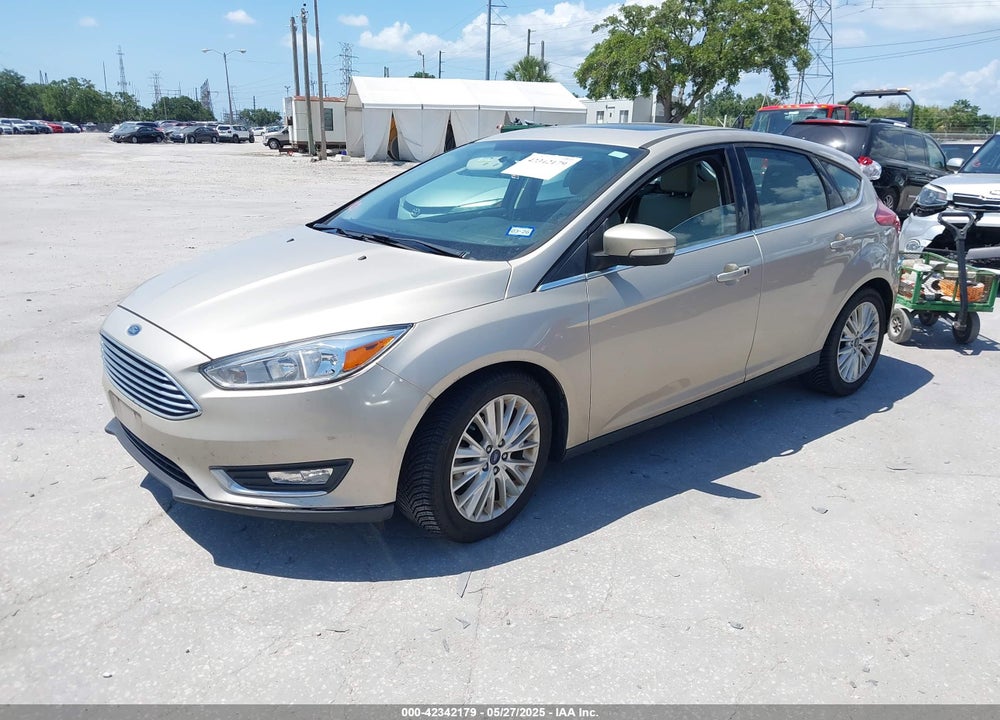 2017 FORD FOCUS VIN: 1FADP3N21HL327581