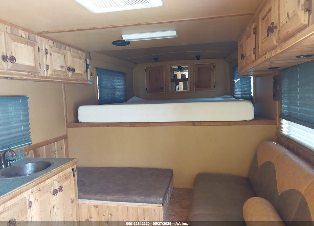 2004 ELITE 4H12 VIN: 5MKWG292640005493