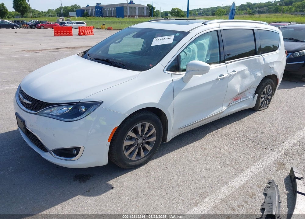 2020 CHRYSLER PACIFICA VIN: 2C4RC1EG5LR102298