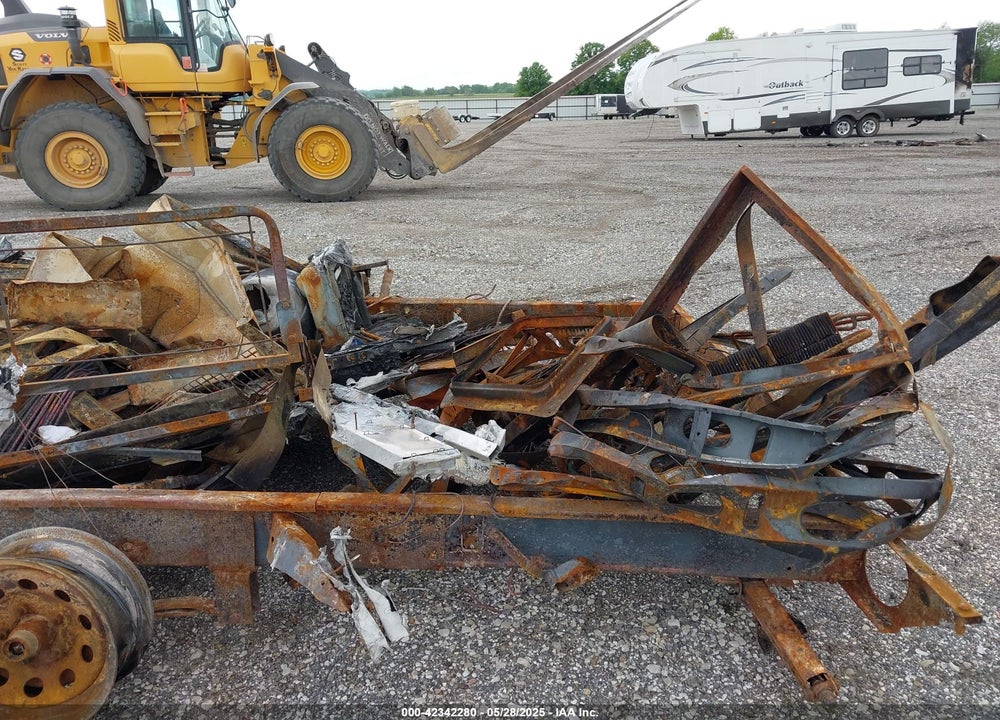 2015 KEYSTONE R PASSPORT E VIN: 4YDT19924FT411053