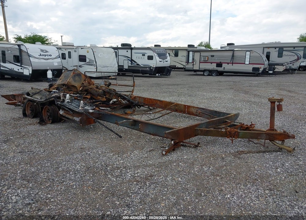 2015 KEYSTONE R PASSPORT E VIN: 4YDT19924FT411053