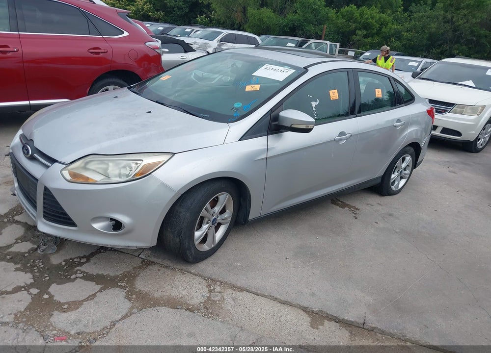 2014 FORD FOCUS VIN: 1FADP3F2XEL145047